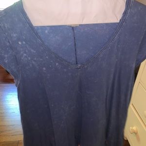 Urban Outfitters loose tee